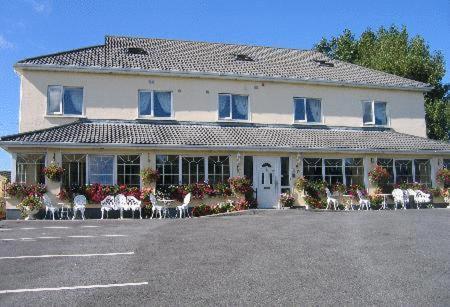 Teach Na Coiribe B&B Castlegar Bagian luar foto