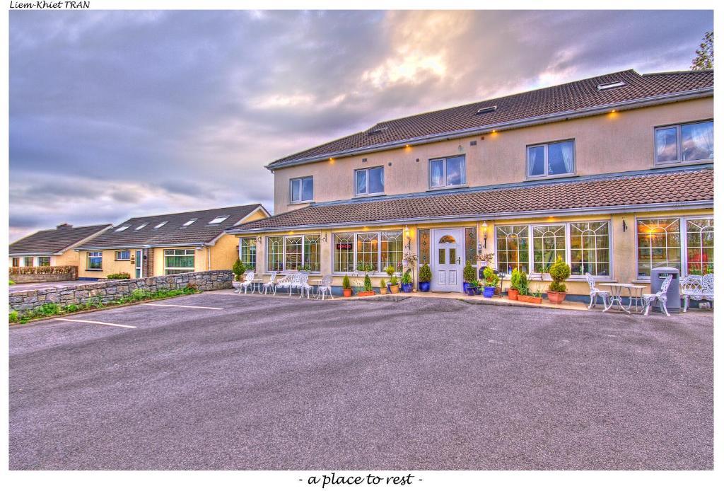 Teach Na Coiribe B&B Castlegar Bagian luar foto