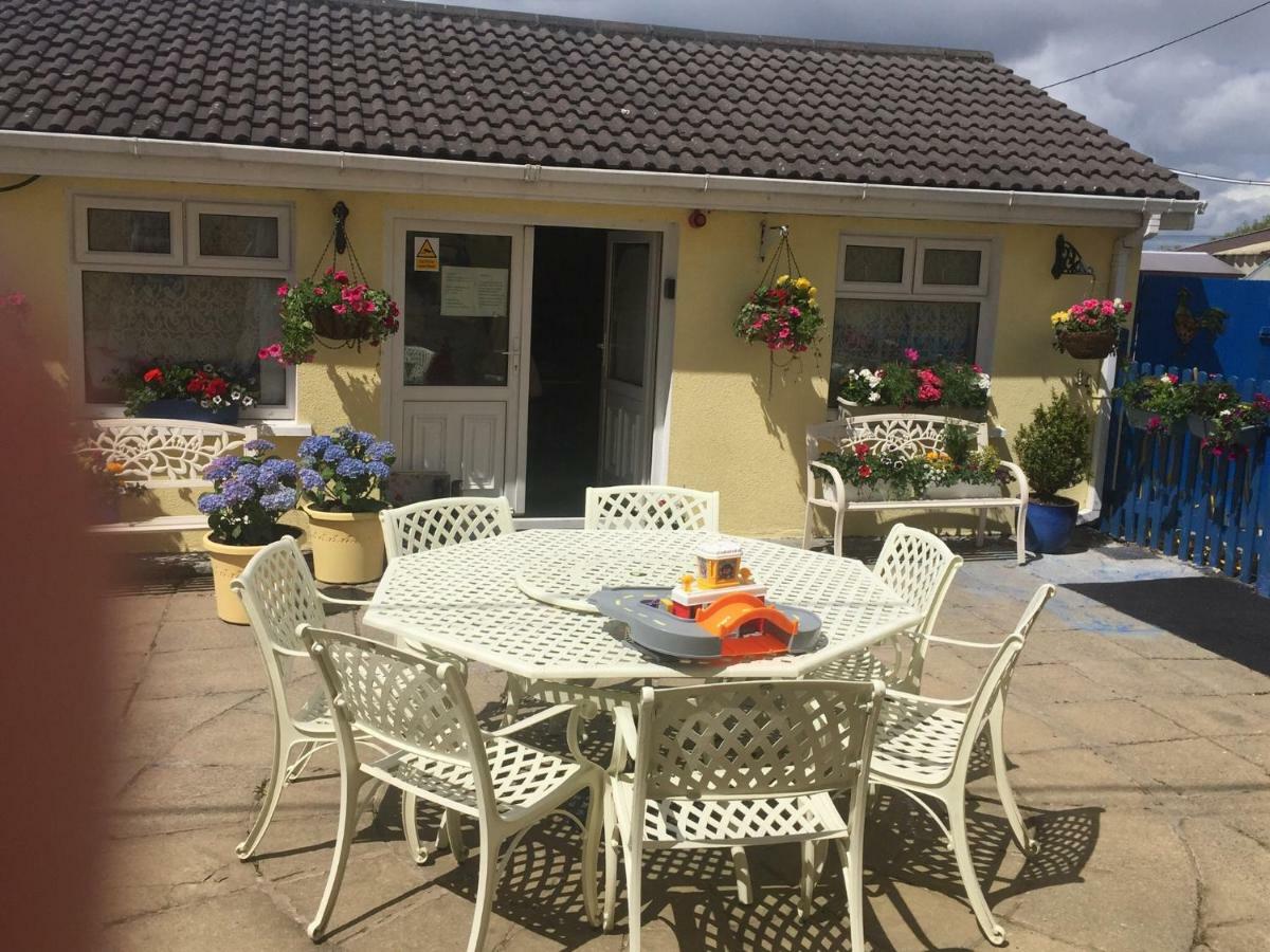 Teach Na Coiribe B&B Castlegar Bagian luar foto
