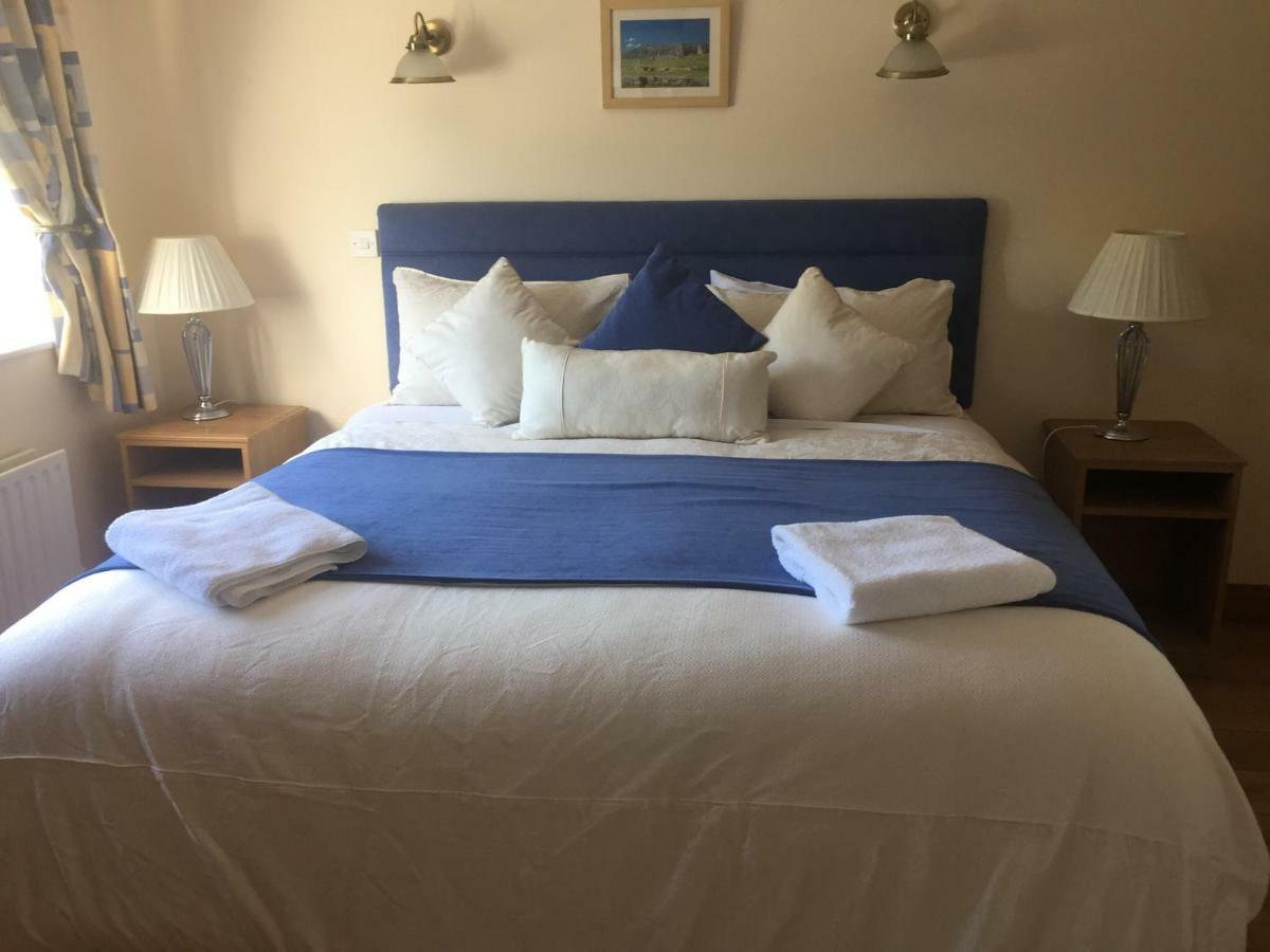 Teach Na Coiribe B&B Castlegar Bagian luar foto